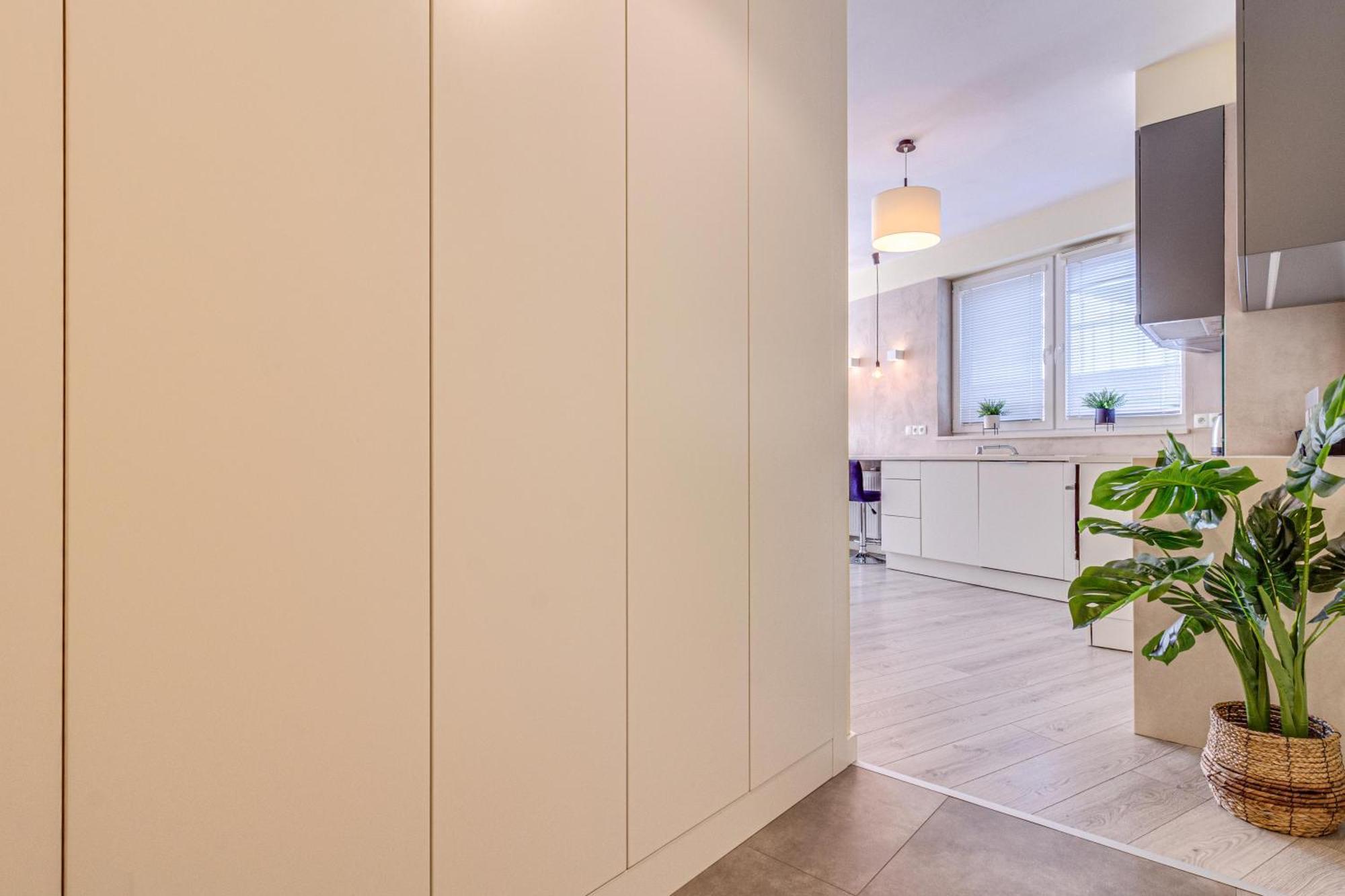 Rentplanet - Apartament Wszystkich Swietych Wroclaw Luaran gambar